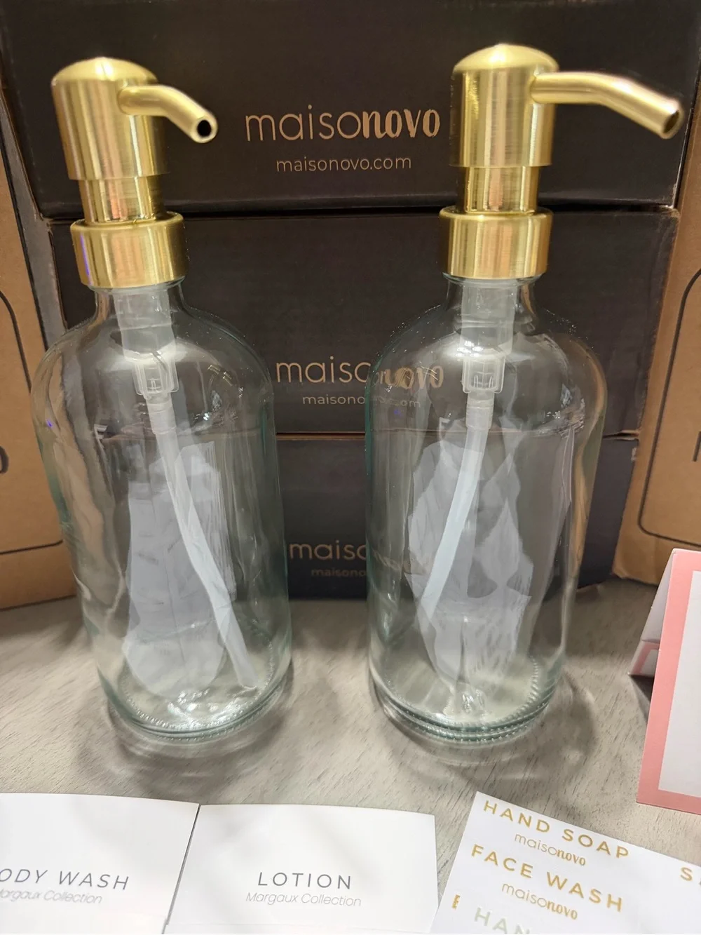 Maisonovo Clear Glass Dispensers with Gold-toned Pumps - Set of 2